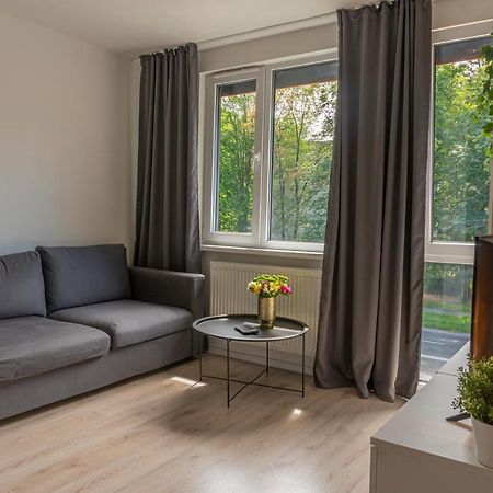 Batorego 18 - White - 450M Stacja Metra Pola Mokotowskie, 800M Biblioteka Narodowa, 20M Piekny Park Pola Mokotowskie, 800M Do Sgh - Wifi - Smart Tv - Good Apartments ワルシャワ エクステリア 写真