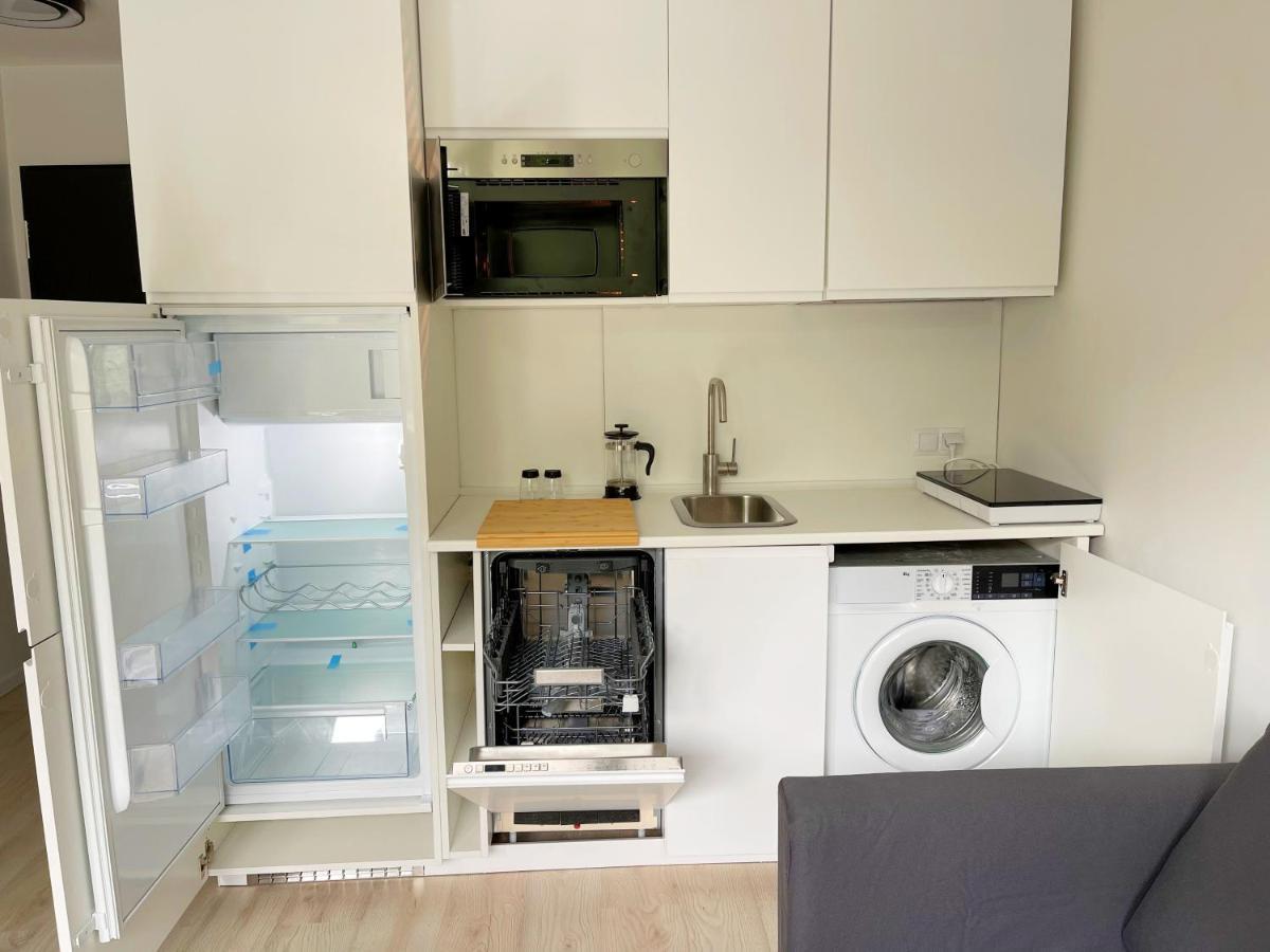 Batorego 18 - White - 450M Stacja Metra Pola Mokotowskie, 800M Biblioteka Narodowa, 20M Piekny Park Pola Mokotowskie, 800M Do Sgh - Wifi - Smart Tv - Good Apartments ワルシャワ エクステリア 写真