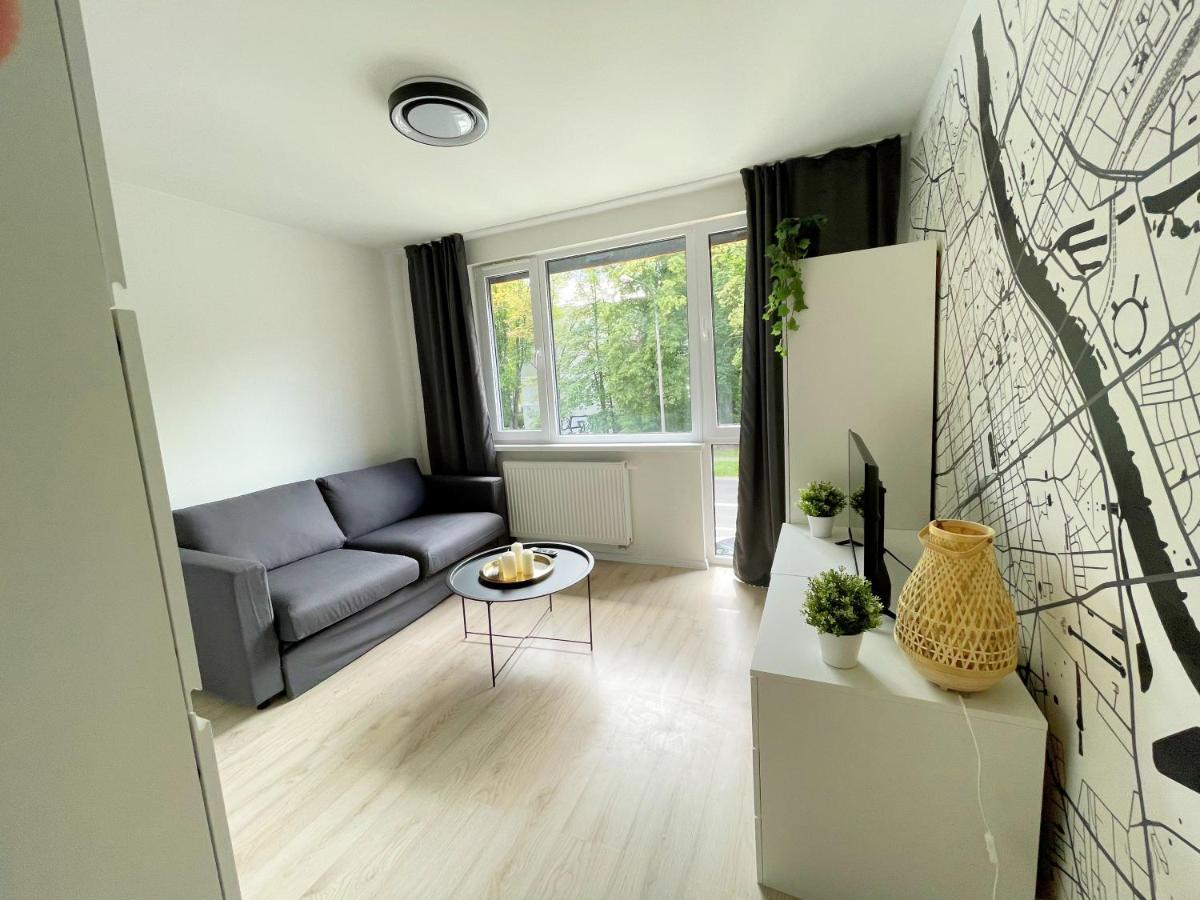 Batorego 18 - White - 450M Stacja Metra Pola Mokotowskie, 800M Biblioteka Narodowa, 20M Piekny Park Pola Mokotowskie, 800M Do Sgh - Wifi - Smart Tv - Good Apartments ワルシャワ エクステリア 写真