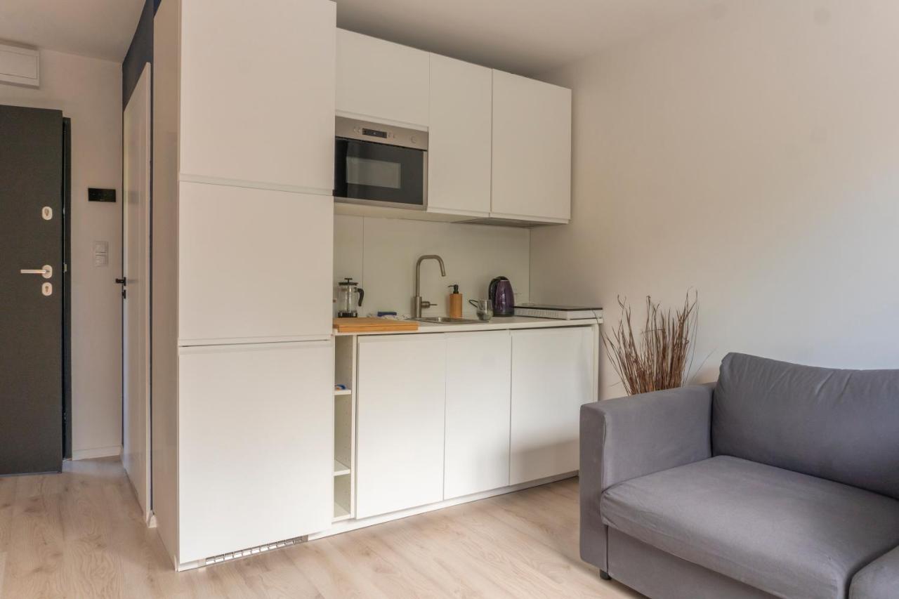 Batorego 18 - White - 450M Stacja Metra Pola Mokotowskie, 800M Biblioteka Narodowa, 20M Piekny Park Pola Mokotowskie, 800M Do Sgh - Wifi - Smart Tv - Good Apartments ワルシャワ エクステリア 写真