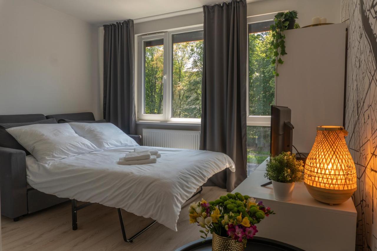 Batorego 18 - White - 450M Stacja Metra Pola Mokotowskie, 800M Biblioteka Narodowa, 20M Piekny Park Pola Mokotowskie, 800M Do Sgh - Wifi - Smart Tv - Good Apartments ワルシャワ エクステリア 写真