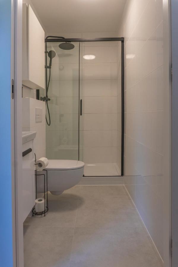 Batorego 18 - White - 450M Stacja Metra Pola Mokotowskie, 800M Biblioteka Narodowa, 20M Piekny Park Pola Mokotowskie, 800M Do Sgh - Wifi - Smart Tv - Good Apartments ワルシャワ エクステリア 写真